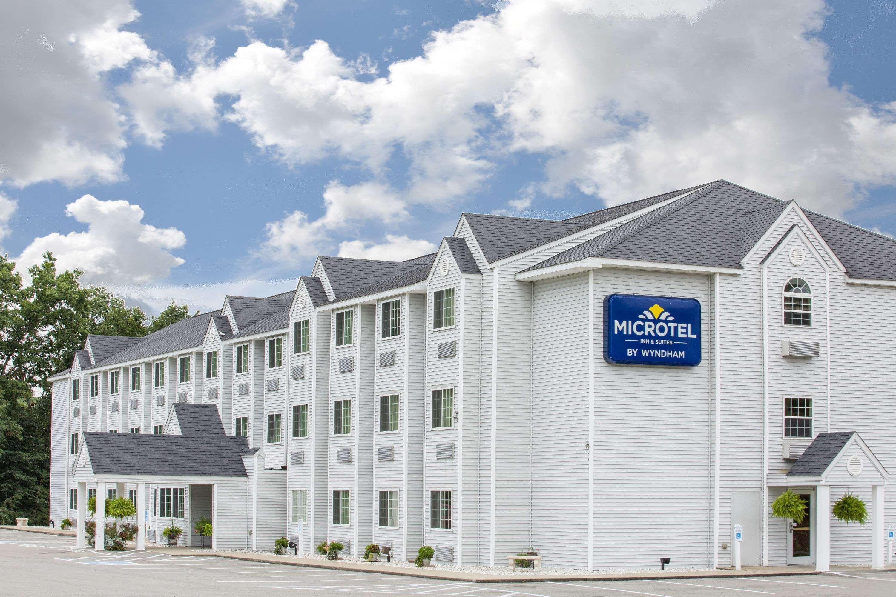 Microtel Inn And Suites Gassaway Екстер'єр фото